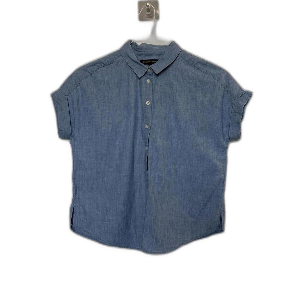 Banana Republic Short Sleeve box Crop Button-Up Shirt‎